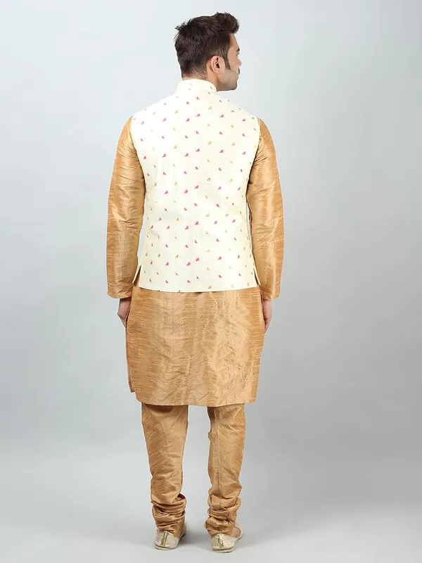 Men's_Silk_Blend_Regular_Kurta_Churidar_Pyjama_with_Bundi_Nehru_Jacket/Waistcoat