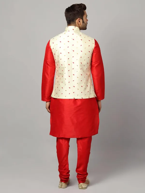 Men's_Silk_Blend_Regular_Kurta_Churidar_Pyjama_with_Bundi_Nehru_Jacket/Waistcoat