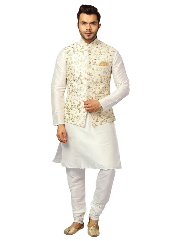 Men's_Silk_Blend_Regular_Kurta_Churidar_Pyjama_with_Bundi_Nehru_Jacket/Waistcoat