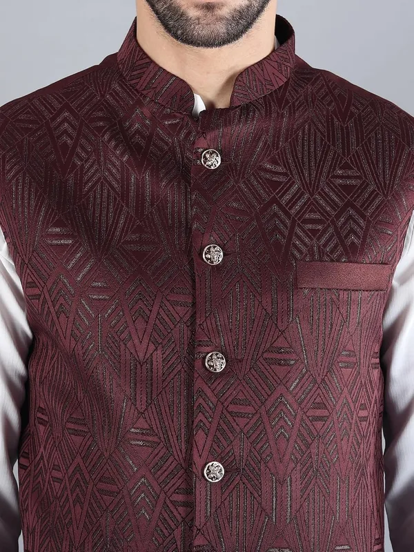 Men's_Silk_Blend_Kurta_Pajama_with_Designer_Ethnic_Nehru_Jacket/Modi_Jacket