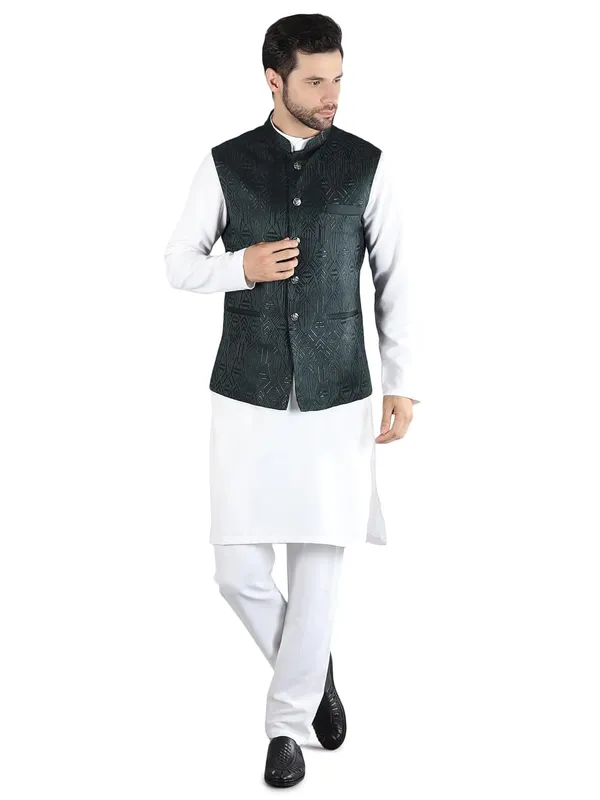 Men's_Silk_Blend_Kurta_Pajama_with_Designer_Ethnic_Nehru_Jacket/Modi_Jacket