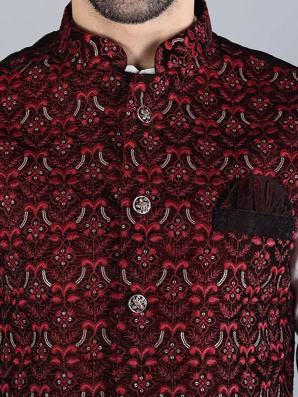 Men's_Silk_Blend_Kurta_Pajama_with_Designer_Ethnic_Nehru_Jacket/Modi_Jacket