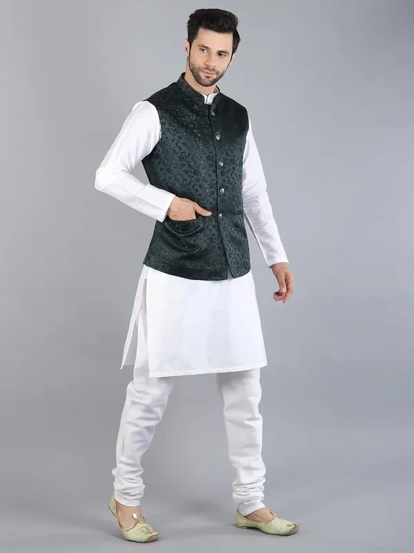 Men's_Silk_Blend_Kurta_Pajama_with_Designer_Ethnic_Nehru_Jacket/Modi_Jacket