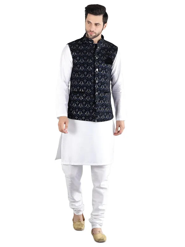 Men's_Silk_Blend_Kurta_Pajama_with_Designer_Ethnic_Nehru_Jacket/Modi_Jacket