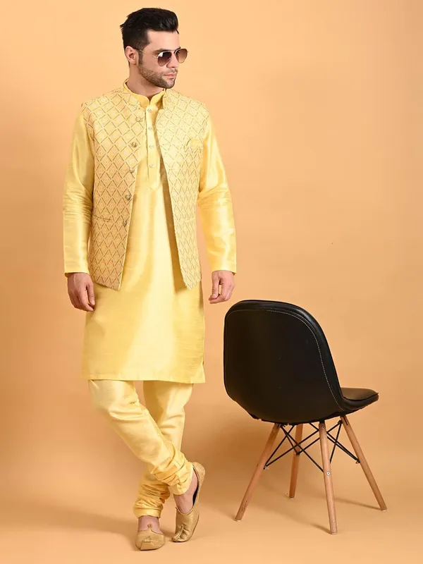 Men's_Silk_Blend_Kurta_Pajama_with_Designer_Ethnic_Nehru_Jacket/Modi_Jacket