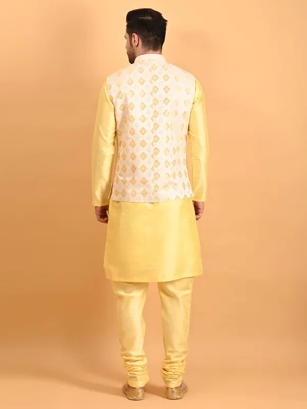Men's_Silk_Blend_Kurta_Pajama_with_Designer_Ethnic_Nehru_Jacket/Modi_Jacket