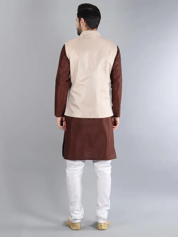 Men's_Silk_Blend_Kurta_Pajama_with_Designer_Ethnic_Nehru_Jacket/Modi_Jacket