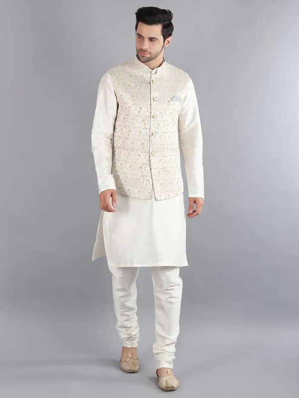 Men's_Silk_Blend_Kurta_Pajama_with_Designer_Ethnic_Nehru_Jacket/Modi_Jacket