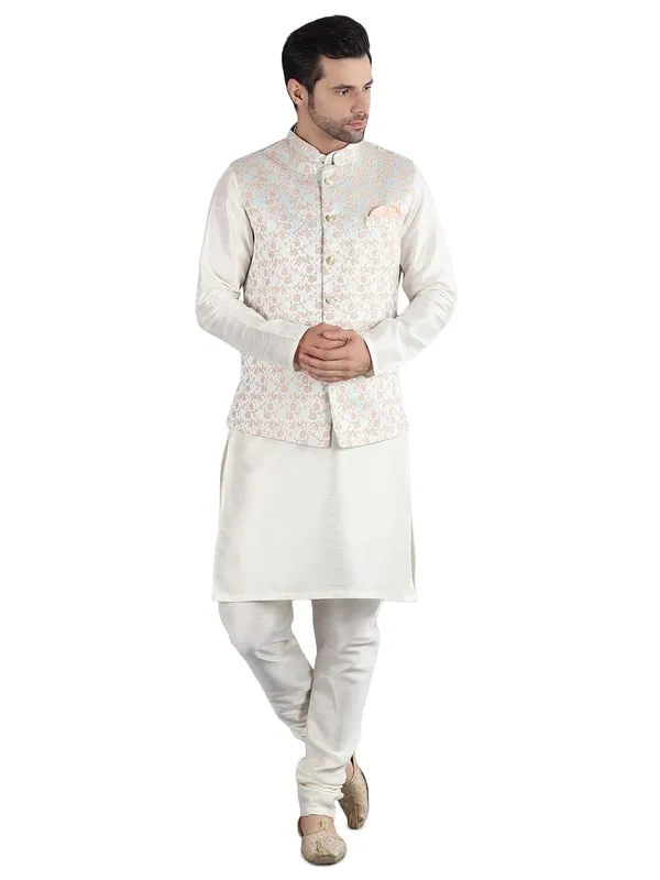 Men's_Silk_Blend_Kurta_Pajama_with_Designer_Ethnic_Nehru_Jacket/Modi_Jacket