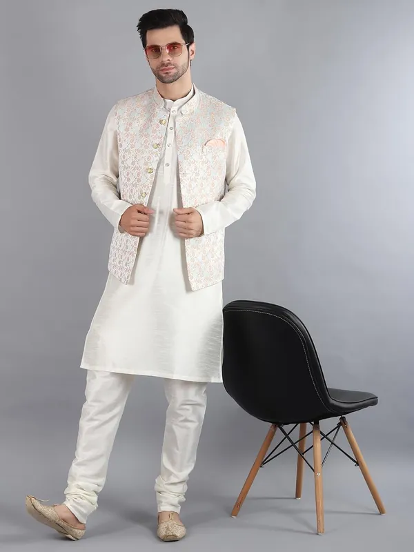 Men's_Silk_Blend_Kurta_Pajama_with_Designer_Ethnic_Nehru_Jacket/Modi_Jacket