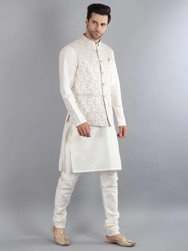 Men's_Silk_Blend_Kurta_Pajama_with_Designer_Ethnic_Nehru_Jacket/Modi_Jacket
