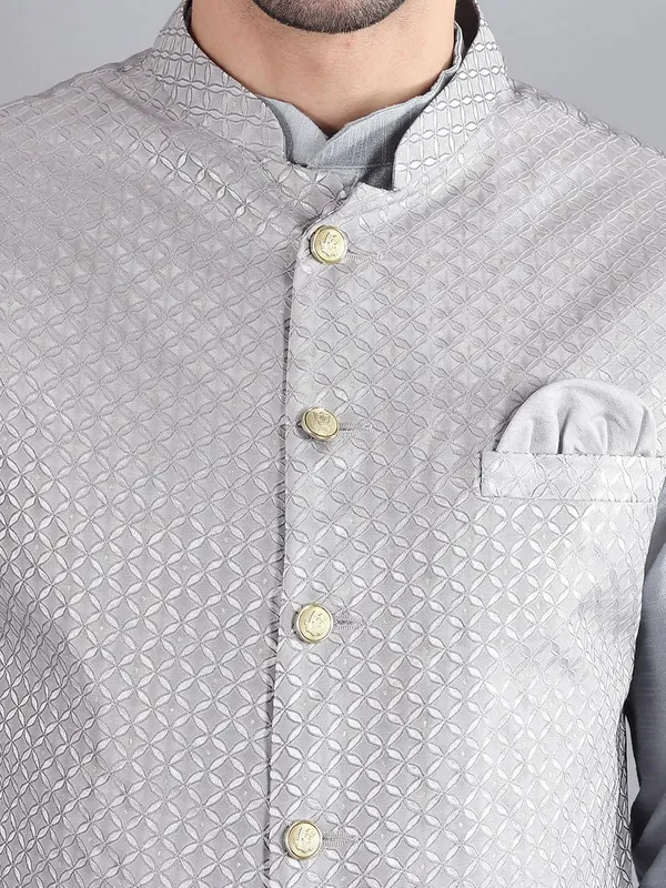 Men's_Silk_Blend_Kurta_Pajama_with_Designer_Ethnic_Nehru_Jacket/Modi_Jacket