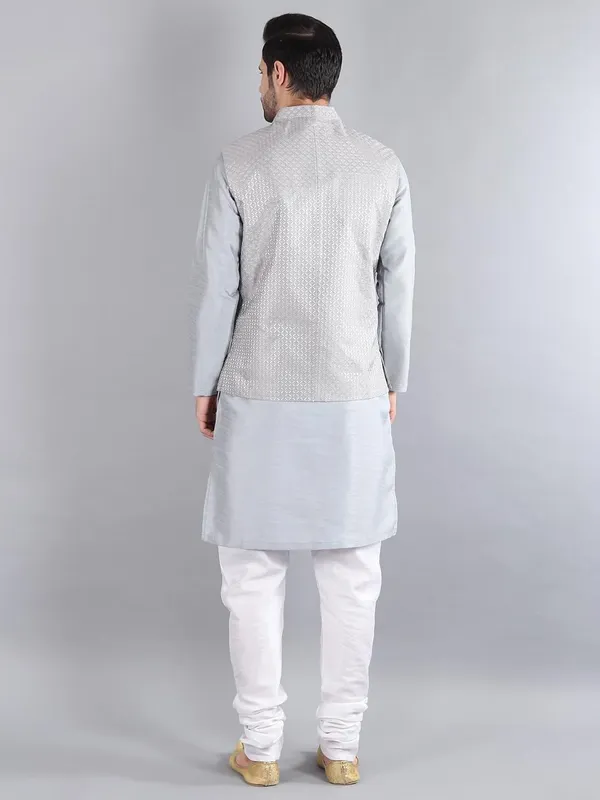 Men's_Silk_Blend_Kurta_Pajama_with_Designer_Ethnic_Nehru_Jacket/Modi_Jacket