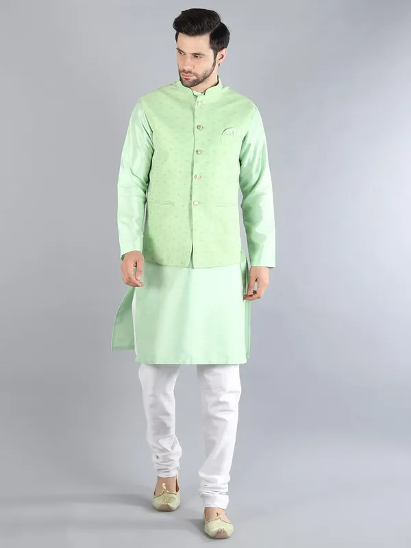 Men's_Silk_Blend_Kurta_Pajama_with_Designer_Ethnic_Nehru_Jacket/Modi_Jacket
