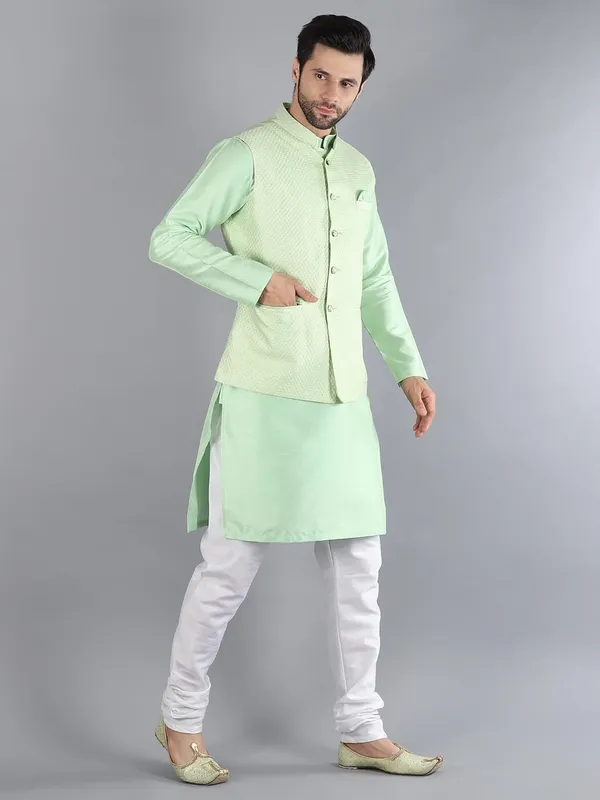 Men's_Silk_Blend_Kurta_Pajama_with_Designer_Ethnic_Nehru_Jacket/Modi_Jacket