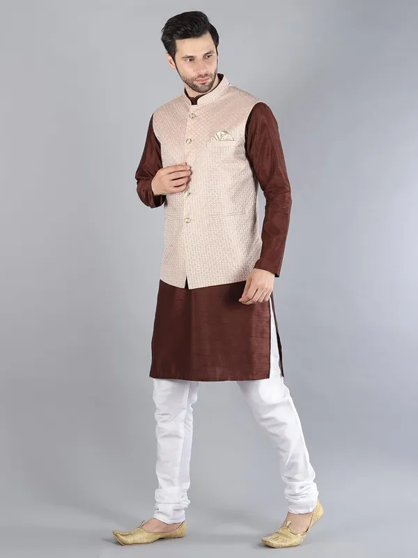 Men's_Silk_Blend_Kurta_Pajama_with_Designer_Ethnic_Nehru_Jacket/Modi_Jacket