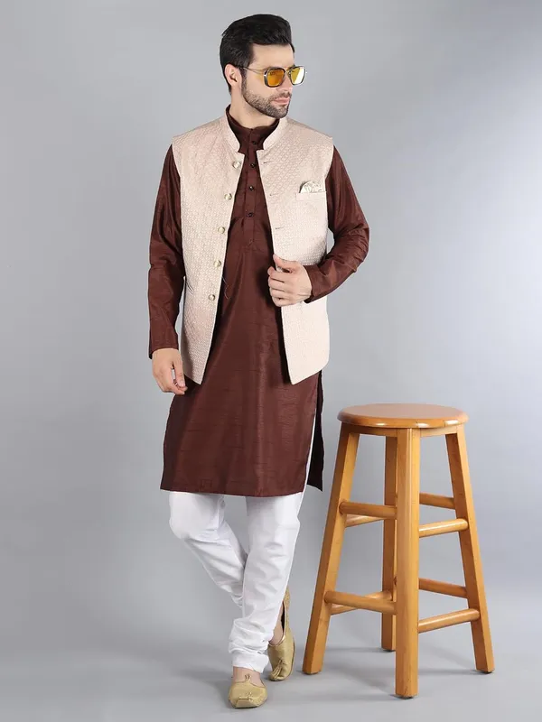Men's_Silk_Blend_Kurta_Pajama_with_Designer_Ethnic_Nehru_Jacket/Modi_Jacket