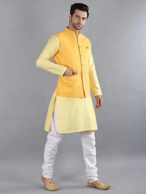 Men's_Silk_Blend_Kurta_Pajama_with_Designer_Ethnic_Nehru_Jacket/Modi_Jacket