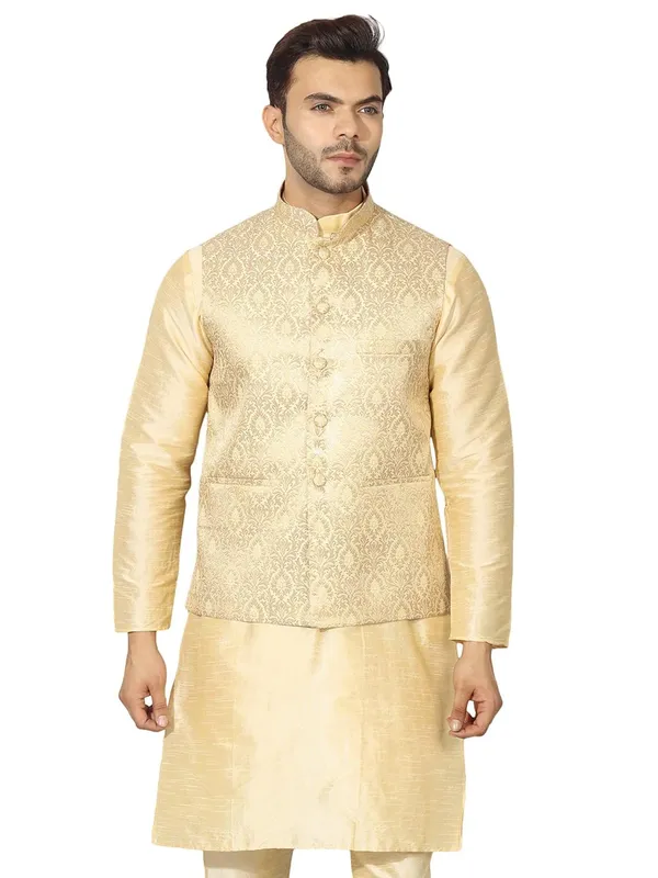 men's_Silk_Blend_Kurta_Pejama_&_Waistcot_Set