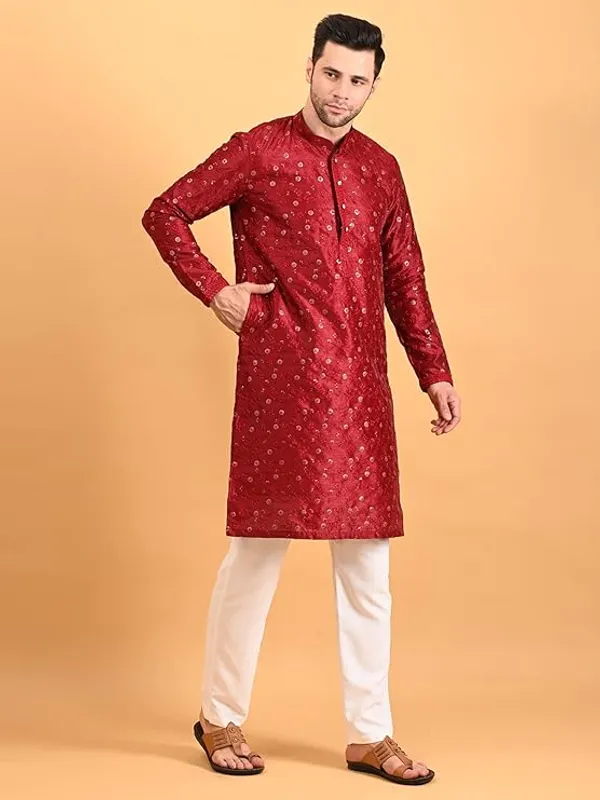 Maroon_&_White_Embroidery_Silk_Kurta_Pyjama_Set_For_Men