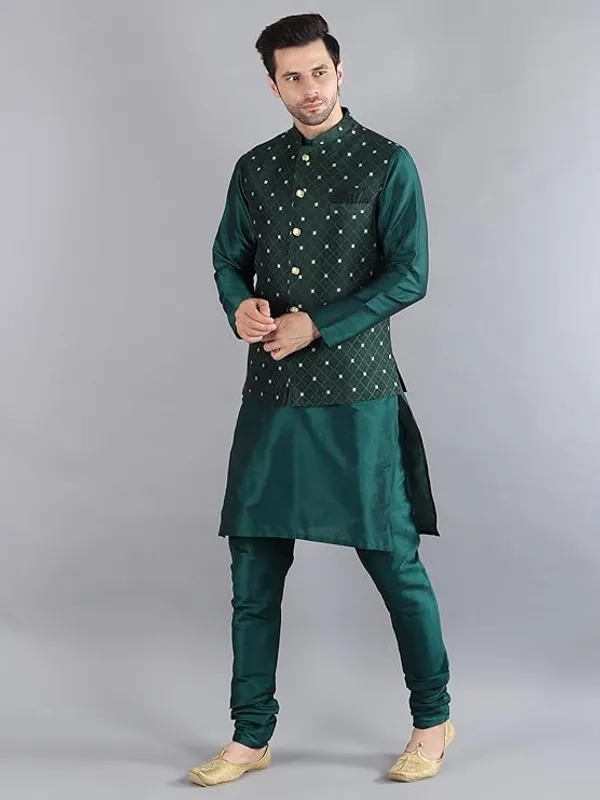 Green_Silk_Blend_Kurta_Pajama_With_Designer_Ethnic_Nehru_Jacket_For_Men