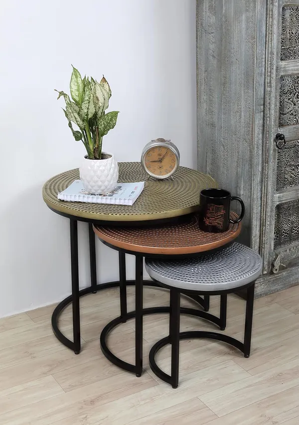 Set_of_3_Nesting_Coffee_Side_Table_With_Iron_Frame