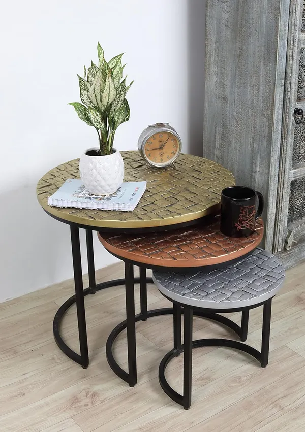 Set_of_3_Nesting_Coffee_Side_Table_With_Iron_Frame