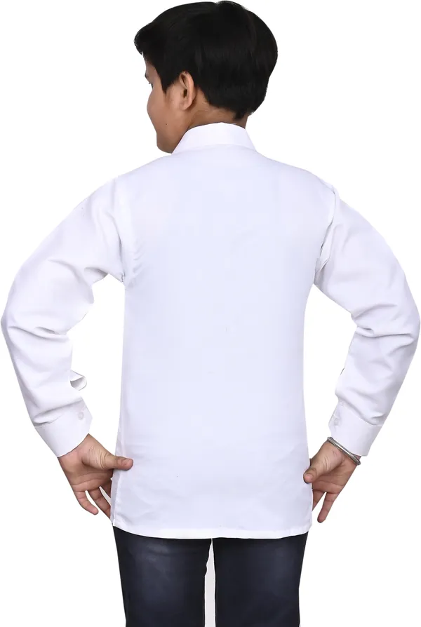 White_Cotton_Blend_Solid_Full_Sleeve_Casual_Hip_Length_Shirt_For_Boys