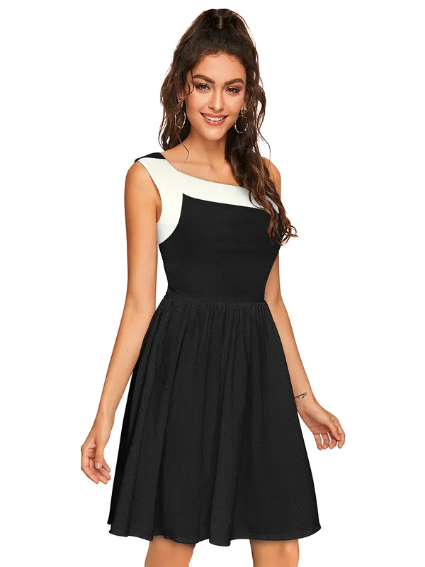 Georgette_Jacquard_Butti_Square_Neck_Knee_Length_Western_Dresses_for_Women