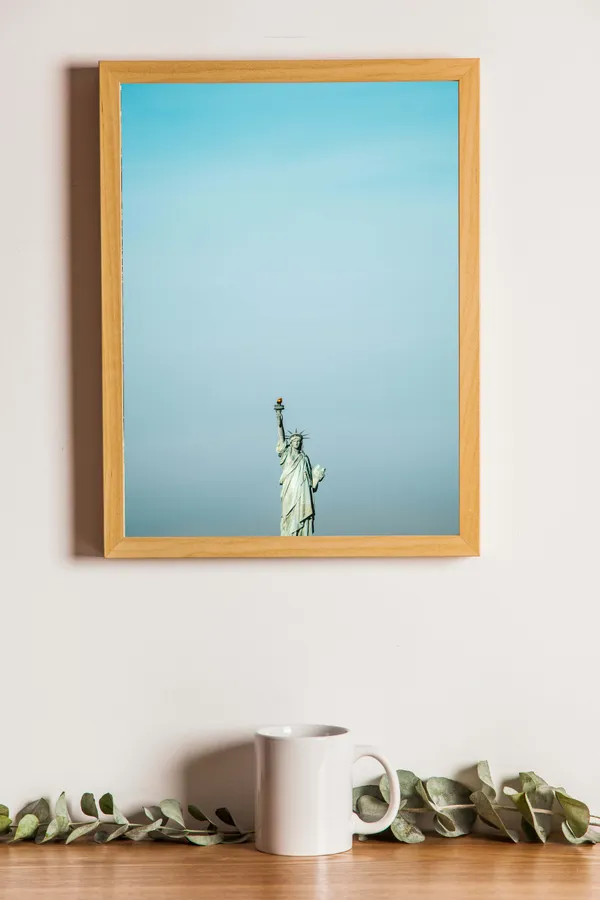 Wooden_Framed_Statue_Of_Liberty_In_Sky_Fibre_Art_|_For_Home_&_Office_Decor