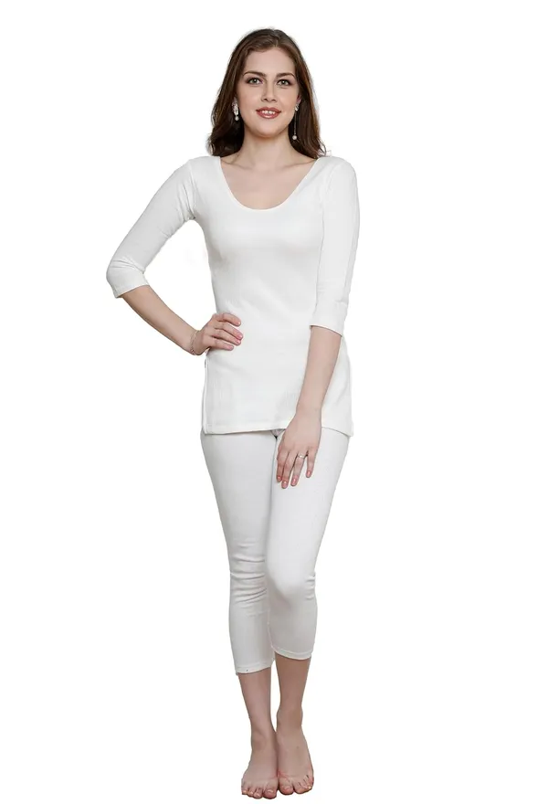 Women's_3/4th_length_Sleeves_Full_Set_Thermal_Wear_Top_&_Bottom_Set_For_Winter_Warmth_Heat_Retaining_Fabric_Lightweight_And_Comfortable_Fit_Cold_Weather_Protection