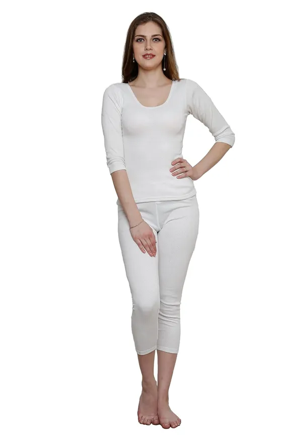 Women's_3/4th_Length_Sleeves_Full_Set_Thermal_Wear_Top_&_Bottom_Set_For_Winter_Warmth_Heat_Retaining_Fabric_Lightweight_And_Comfortable_Fit_Cold_Weather_Protection