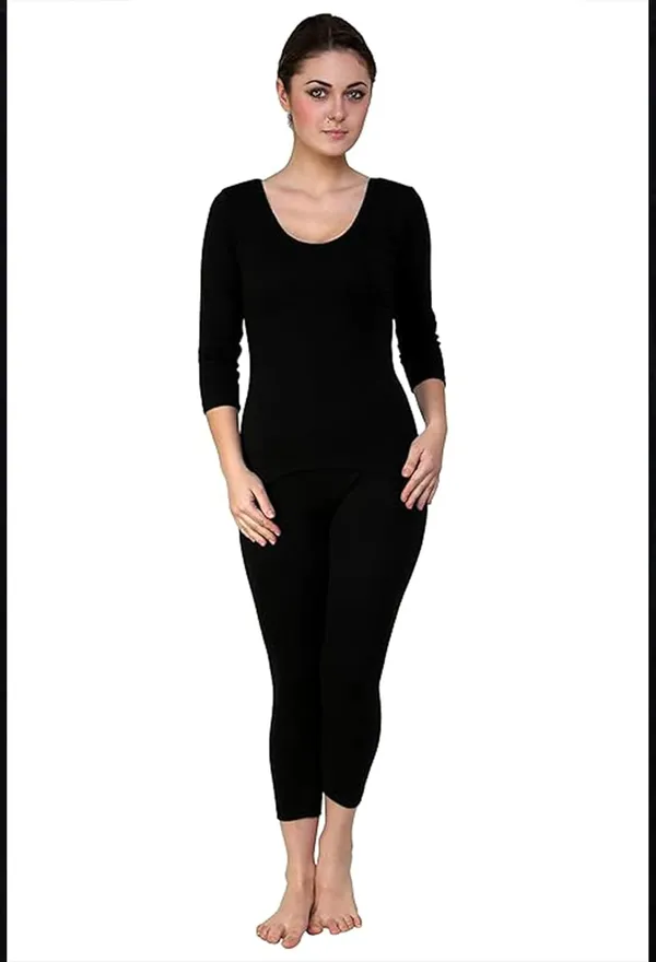 Women's_3/4th_length_Sleeves_Full_Set_Thermal_Wear_Top_&_Bottom_Set_For_Winter_Warmth_Heat_Retaining_Fabric_Lightweight_And_Comfortable_Fit_Cold_Weather_Protection