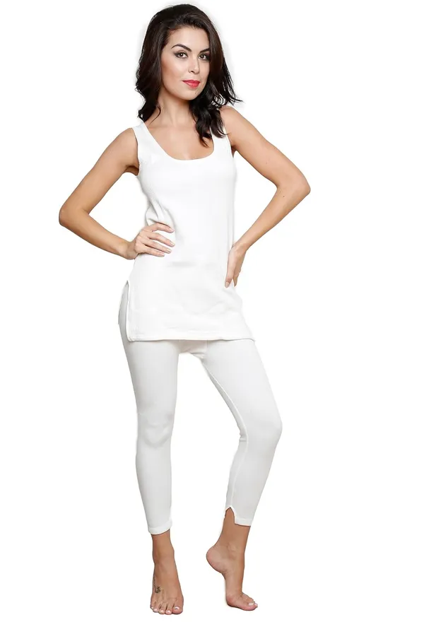Women's_Sleeveless_Full_Set_Thermal_Wear_Top_&_Bottom_Set_For_Winter_Warmth_Heat_Retaining_Fabric_Ideal_Foraying_Lightweight_And_Comfortable_Fit_Cold_Weather_Protection