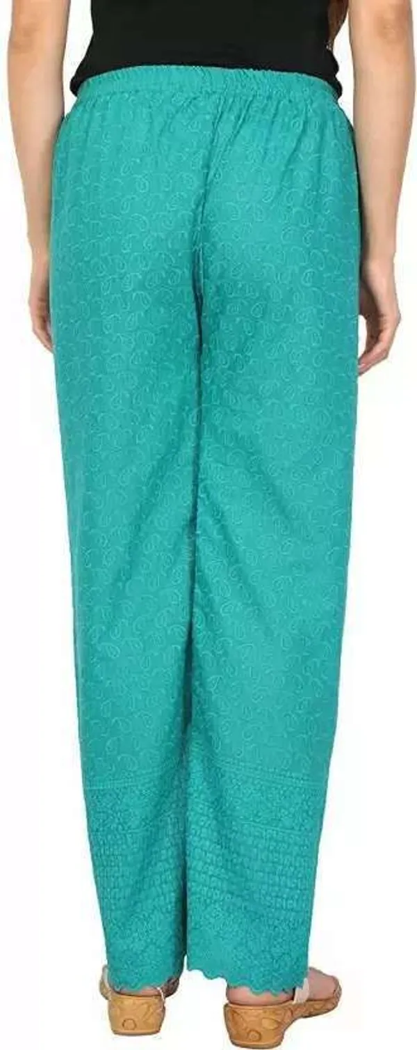 Black_&_Green_Regular_Casual_Cotton_Blend_Trouser_For_Women