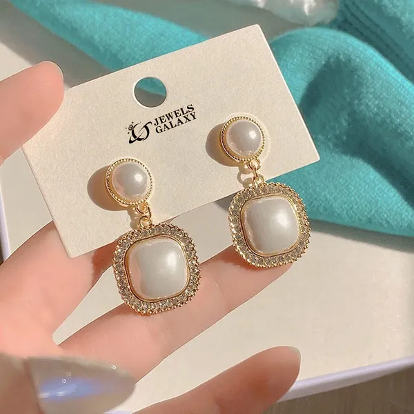Antique_White_Rectangle_Stud_Earring_For_Women_|_Gold_Plated_Stylish_Crystal_Drop_Earrings