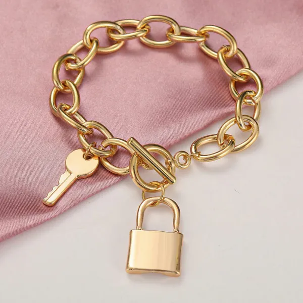 Gold_Plated_Bracelet_for_Women_|_Premium_Heart_inspired_Bracelet