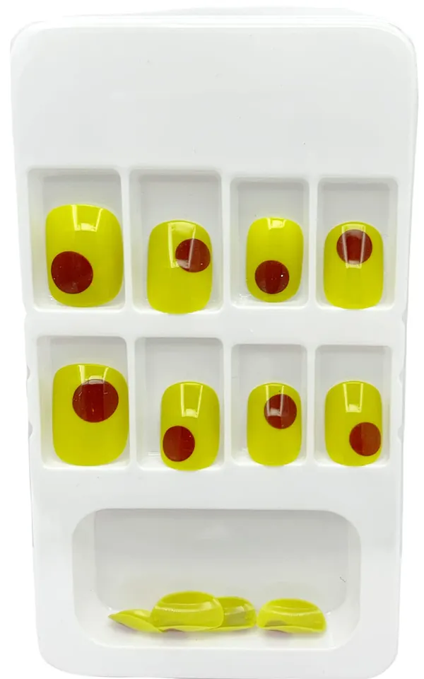 Rio_Grande_Designer_Press_On_Artificial_Nails/Fake_Nails_Almond/Squoval_With_1_Glue_Kit