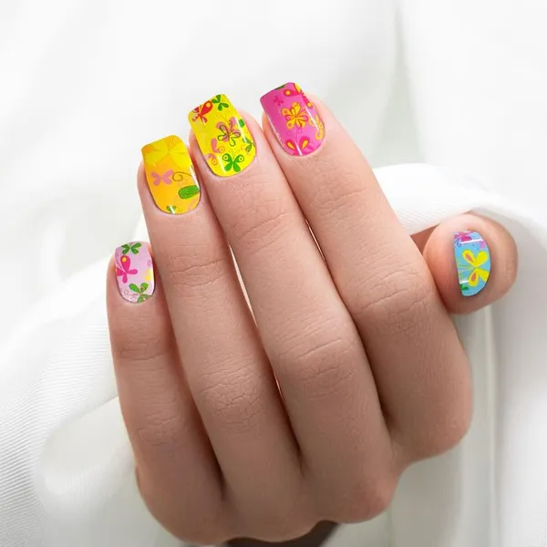 Nail_Art_Kit_For_Girls_-_Create_Stunning_Nail_Designs_(Pack_Of_2)