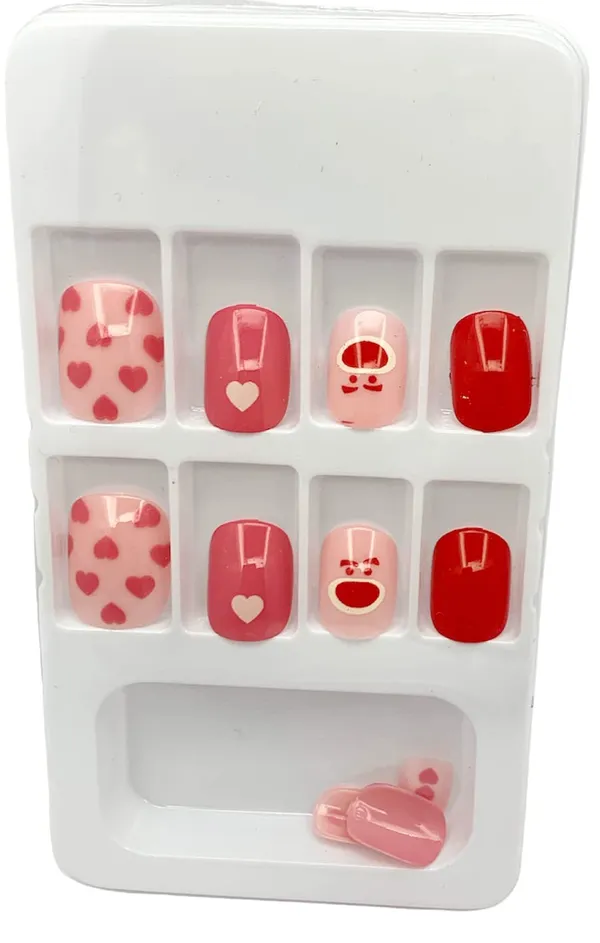 Fuzzy_Wuzzy_Designer_Press_On_Artificial_Nails/Fake_Nails_Almond/Squoval_With_1_Glue_Kit