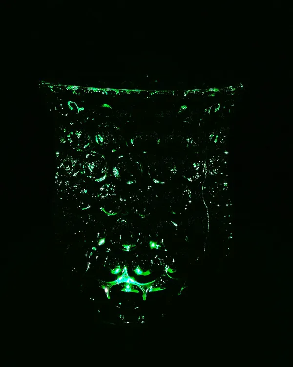 Transparent_Amazing_Light_Changing_Fibre_Glass_Water/Juice/Cocktail/Cold_Drinks_Led_Multi_Purpose_Mug_With_Inductive_Rainbow_Color_(Pack_Of_1)