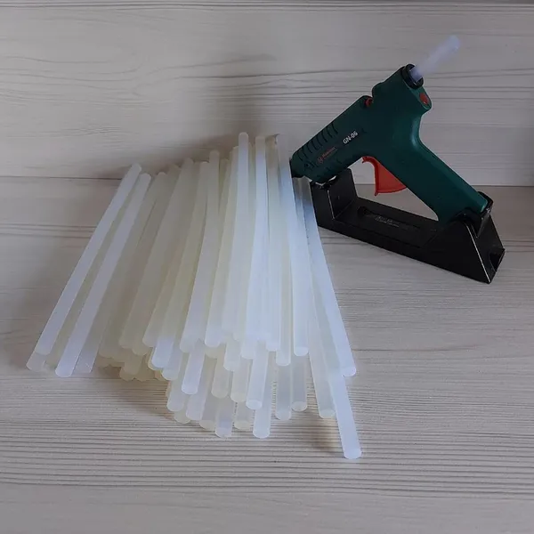 Transparent_Glue_Sticks_Hot_Melt_Long_Length_For_Glue_Gun_(Pack_Of_36)