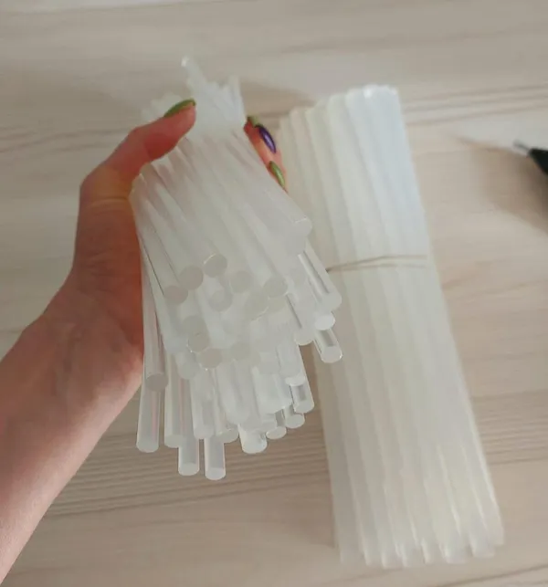 Transparent_Glue_Sticks_Hot_Melt_Long_Length_For_Glue_Gun_(Pack_Of_36)