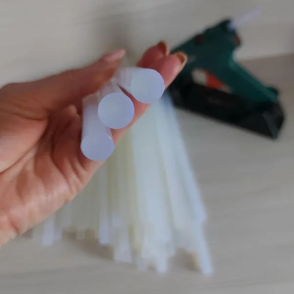 Transparent_Glue_Sticks_Hot_Melt_Long_Length_For_Glue_Gun_(Pack_Of_36)