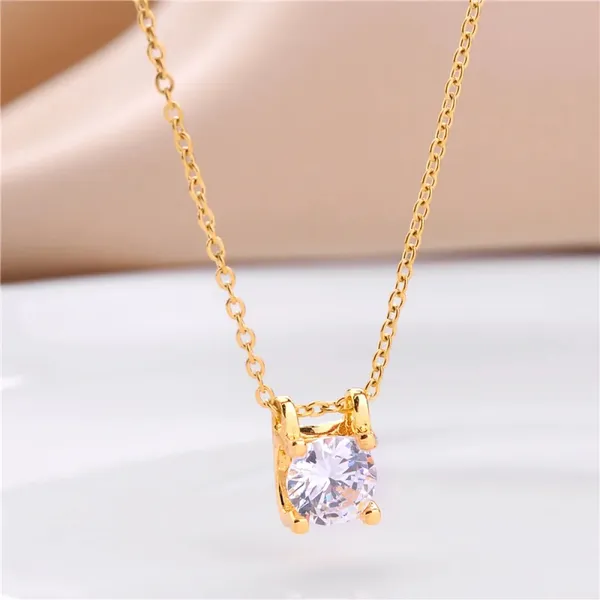 Gold_Plated_Stone_Embedded_Statement_Pedant_With_Chain_For_Women_&_Girls