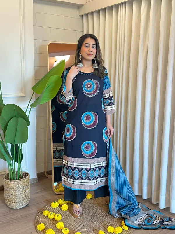 Cotton_Digital_3_Piece_Kurta_Pant_Dupaata_Set