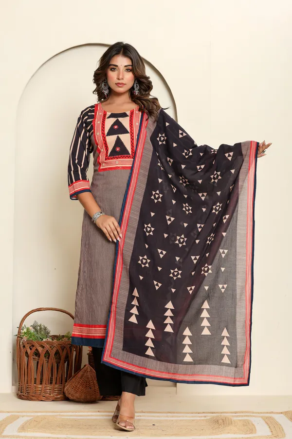Cotton_Digital_3_Piece_Kurta_Pant_Dupaata_Set