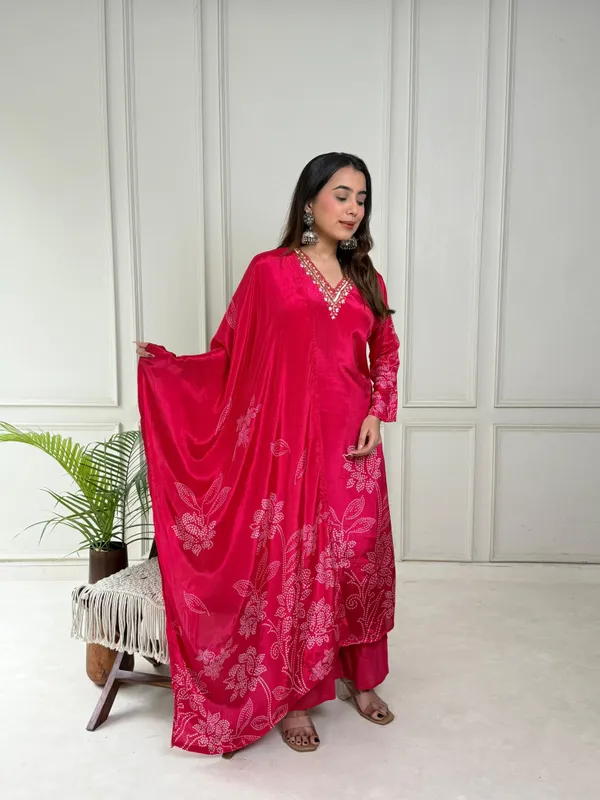 Pink_Digital_Printed_Bandhej_Kurta_Set_For_Women