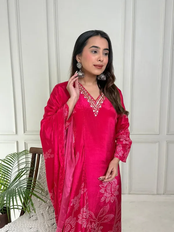 Pink_Digital_Printed_Bandhej_Kurta_Set_For_Women