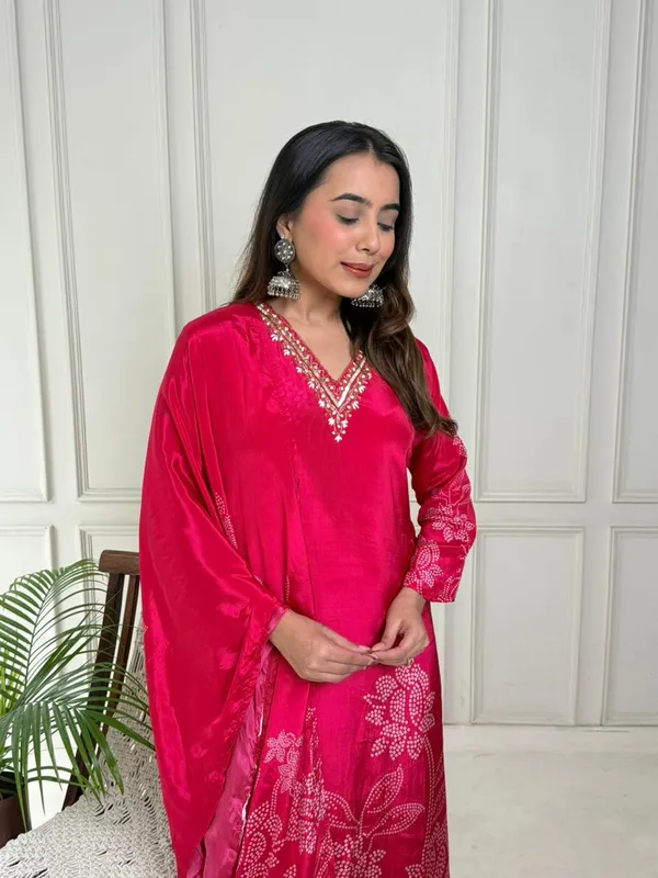 Pink_Digital_Printed_Bandhej_Kurta_Set_For_Women